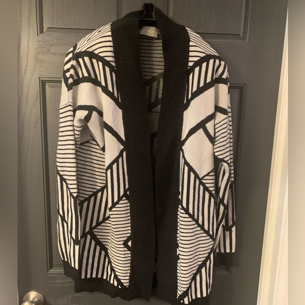 Cyrus cardigan size L